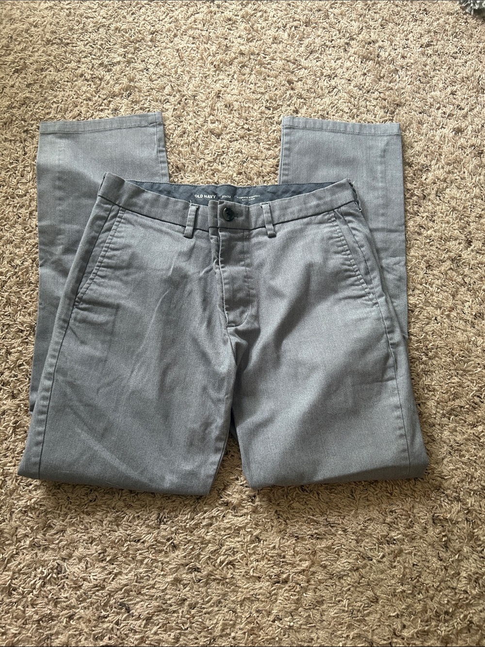 Old Navy Men's Light Gray Chino Pants